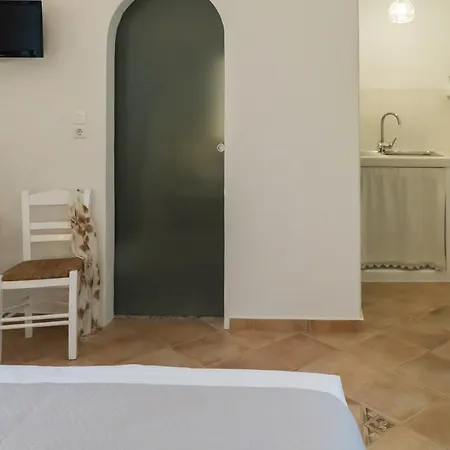 Psilandis Apartament Adamantas (Milos)